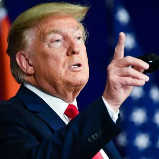 Trump pide a activistas que dejen de decir que legalizará el cannabis medicinal