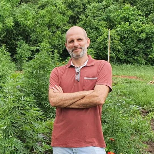 Detenido un activista del cannabis medicinal que distribuía aceite a pacientes de Paraguay