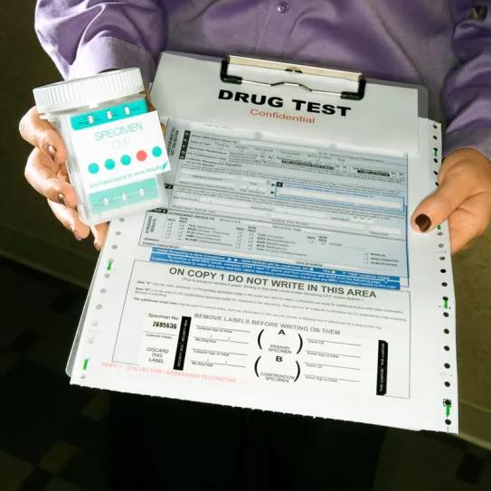 Amazon anuncia que dejará de hacer tests de cannabis a sus trabajadores