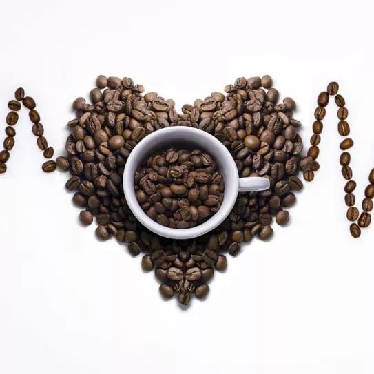 Los consumidores de café presenta un menor riesgo de muerte