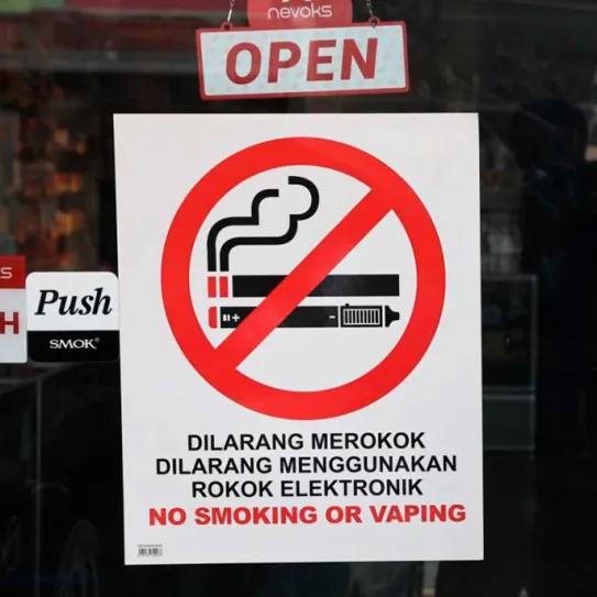 A mediados de 2026 estará prohibido vapear en Malasia