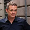 Patrick Radden Keefe  El negocio del dolor y medio millón de muertos 
