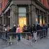 Nueva York abre la persiana de las tiendas de marihuana con largas colas 