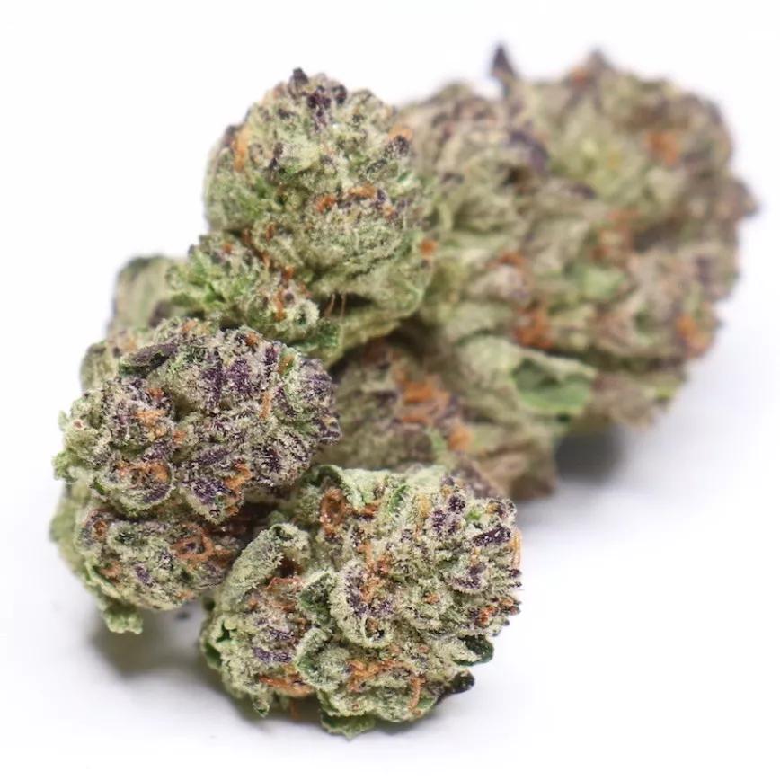 Ice Cream Cake:  Se suele destacar el regusto azucarado que esta potente variedad te deja en el paladar. Su familia es la Wedding Cake y Gelato #33: te va mandar de una puntapié al sofá y te va a dejar ahí metido disfrutando de un placer indescriptiblemente desvalorizado: ser un animal perezoso. Viva, la pereza.