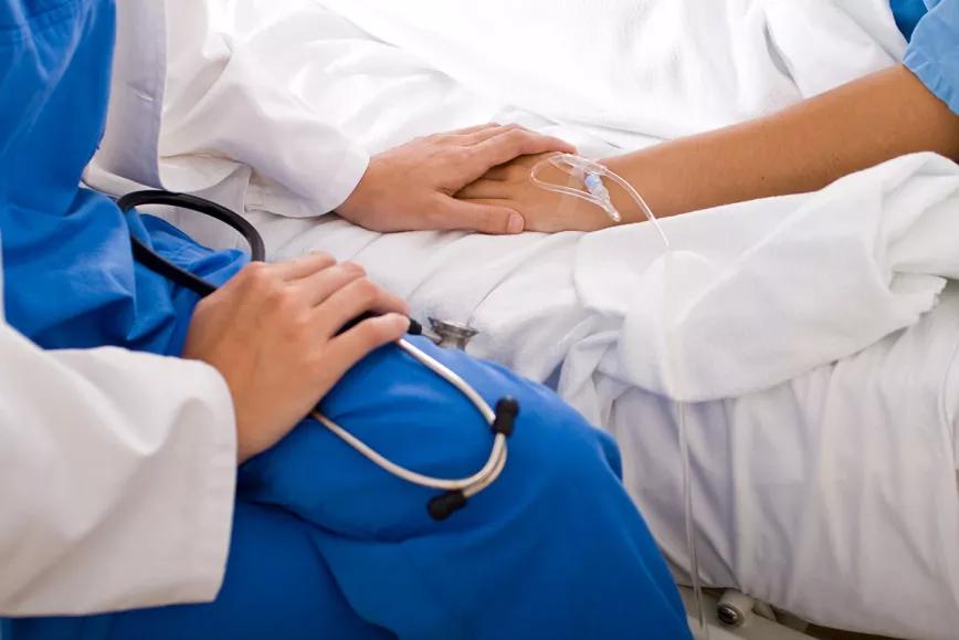 Un médico demanda a la DEA por no permitirle usar psilocibina con un paciente terminal 