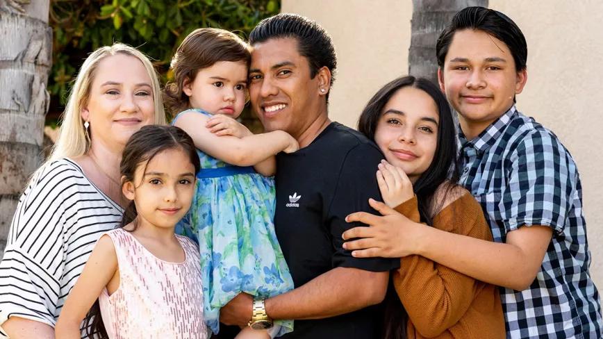 Dos años sin poder volver a casa en California por reconocer su uso de cannabis 