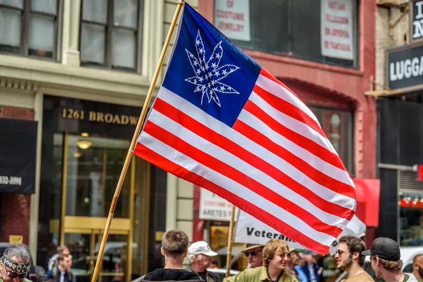https://news.gallup.com/poll/356939/support-legal-marijuana-holds-record-high.aspx