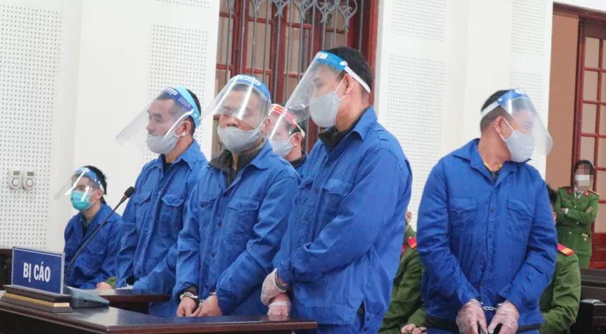 Vietnam condena a muerte a cinco hombres por tráfico de drogas