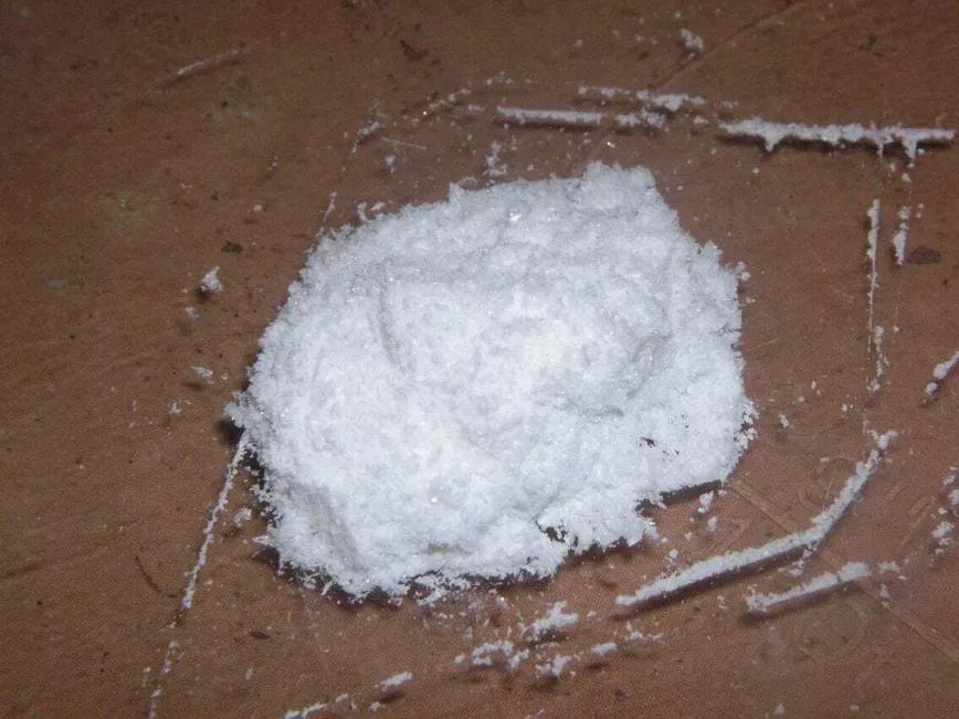 Consumieron LSD en cristal pensando que era cocaína: una de las mayores intoxicaciones jamás registradas