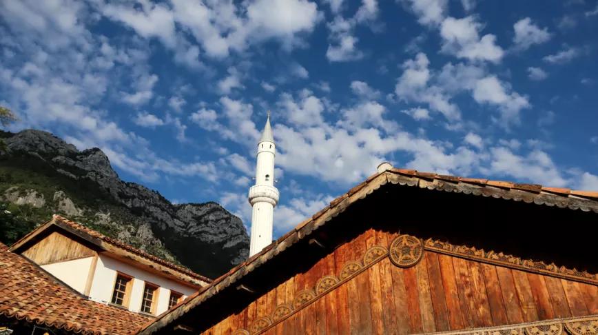 Un porro en Albania