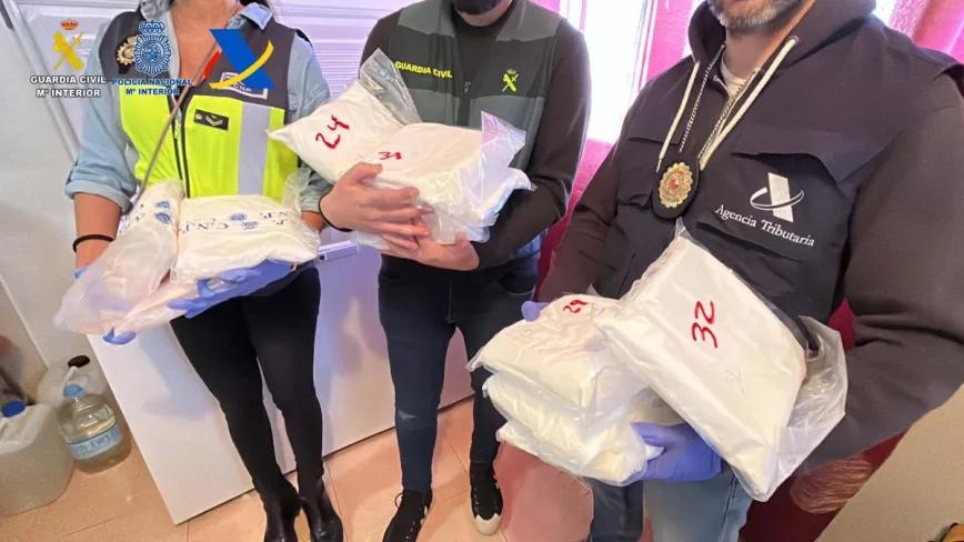 La policía desmantela dos laboratorios para producir speed y cocaína en La Rioja y Madrid 