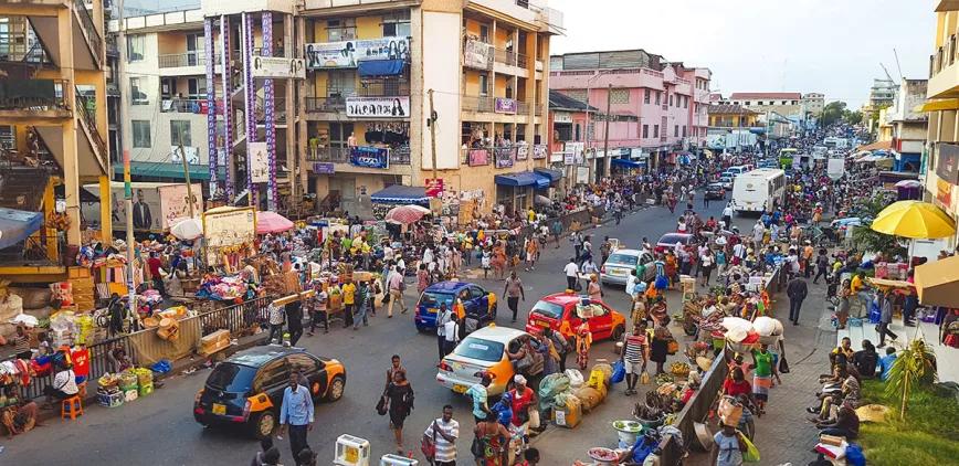 Legalizar la yerba en Ghana: una lucha contra los idiotas
