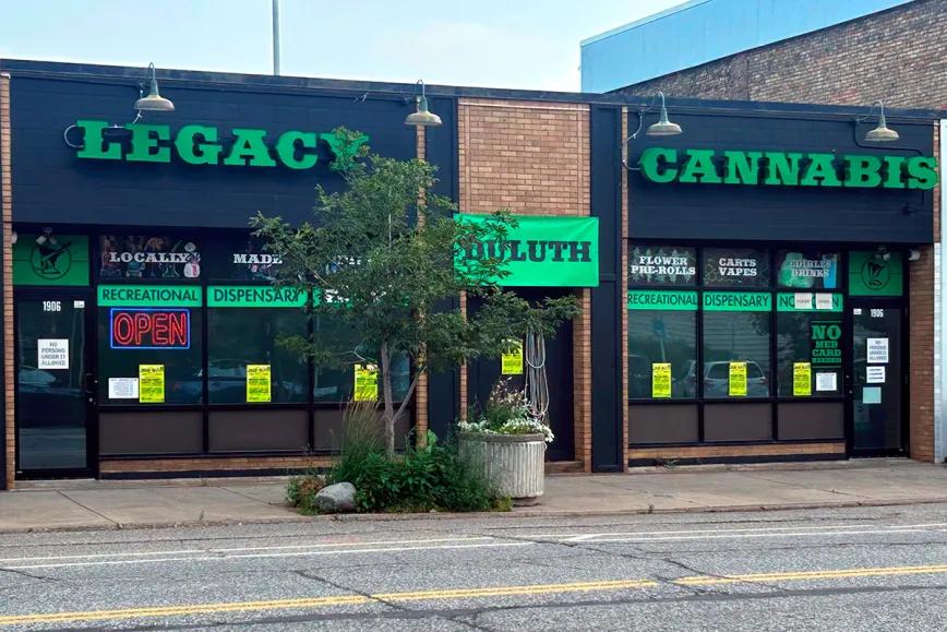 Minnesota inicia ventas de cannabis de uso adulto