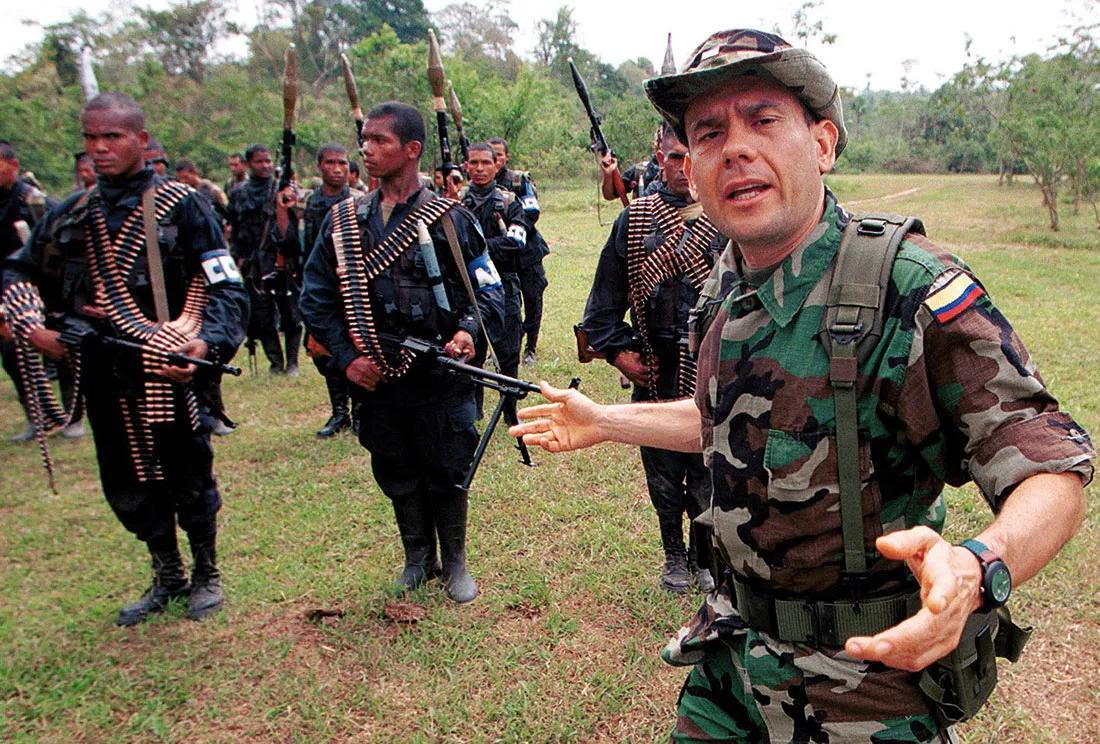 Los paras colombianos