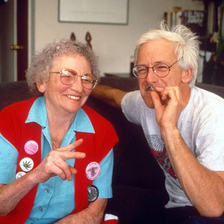 Dennis Peron y Brownie Mary