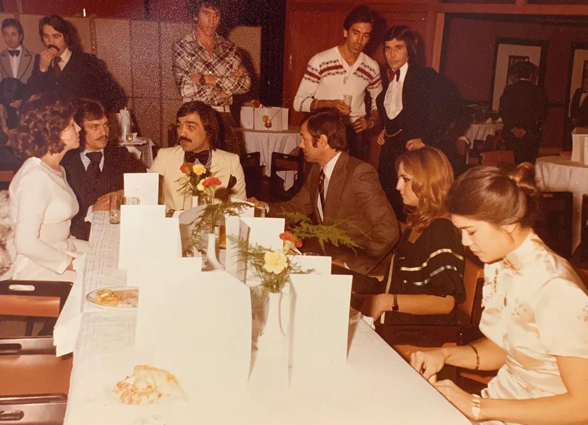En el banquete de su boda.