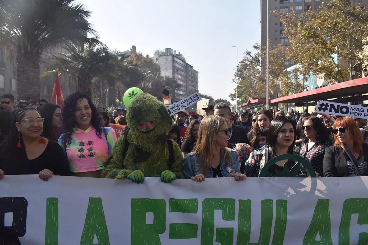 Chile pide la legalización del cannabis en la 17ª Marcha Cultiva tus Derechos